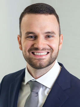 Headshot of Dusten Pulido, CFA®